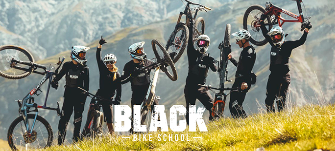 black-bike-school-sito