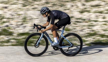 TEST BIKE PINARELLO DOGMA F E DOGMA XC