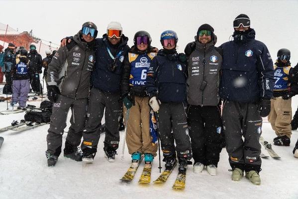 Tabanelli in gold: in Livigno Flora is confirmed. World Junior Champion of Big Air. Party tricolor in the square