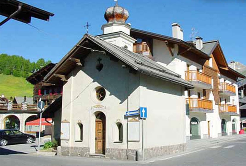 VISIT TO THE CHURCH OF CARAVAGGIO