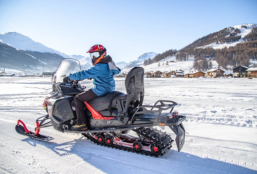 SNOWMOBILES - AXION SNOW TEAM